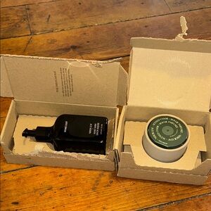 NWT Homecourt Hand Wash and Candle in Sent Neroli Leaf